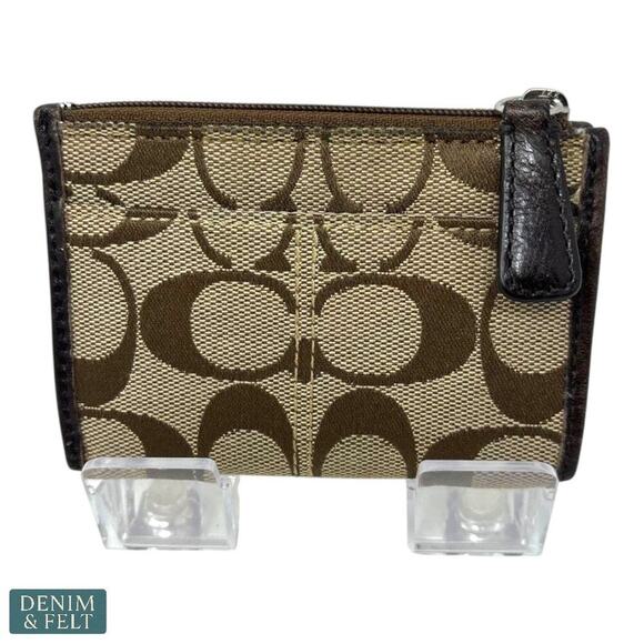 Coach Signature Canvas Zip Coin Pouch with Pink Lining & Key Ring Chain - Picture 3 of 12